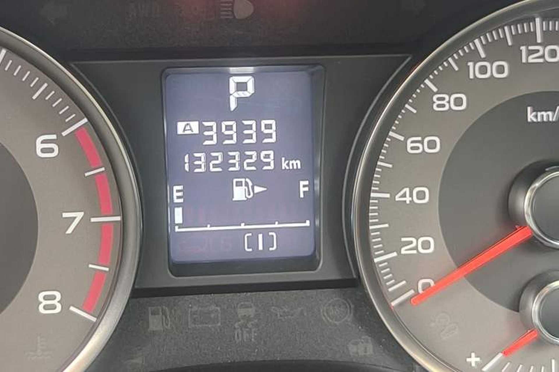Used Subaru Forester 2013 2.5i Automatic Elite Navigation Edition Odometer Close Up