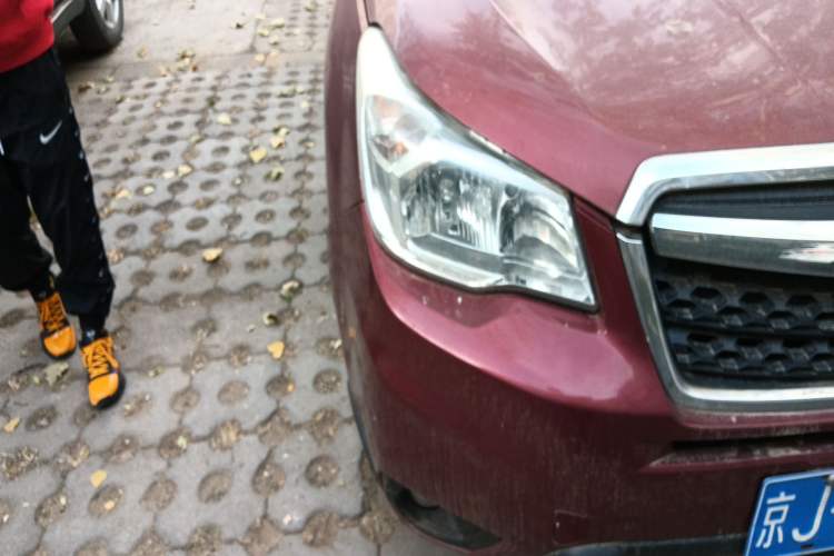 Used Subaru Forester 2013 2.0i Automatic Luxury Edition Right Front Headlight