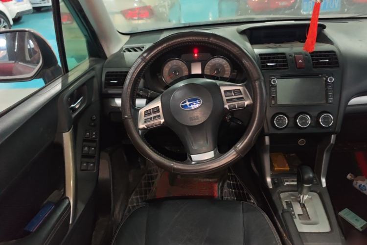 Used Subaru Forester 2013 2.0i Automatic Luxury Edition Steering Wheel