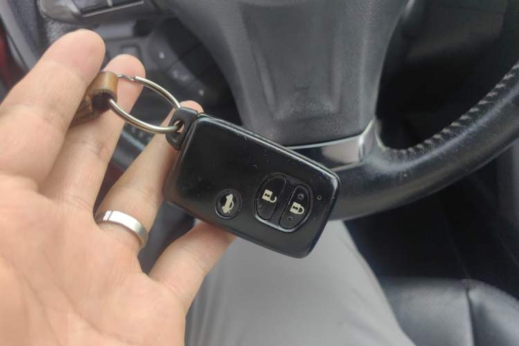 Used Subaru Forester 2013 2.5i Automatic Prestige Navigation Edition Vehicle Key