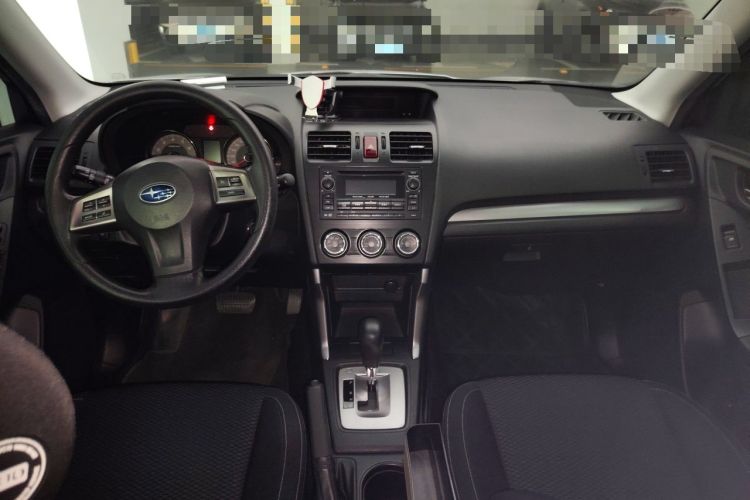 Used Subaru Forester 2013 2.0i Automatic Comfort Edition Center Console
