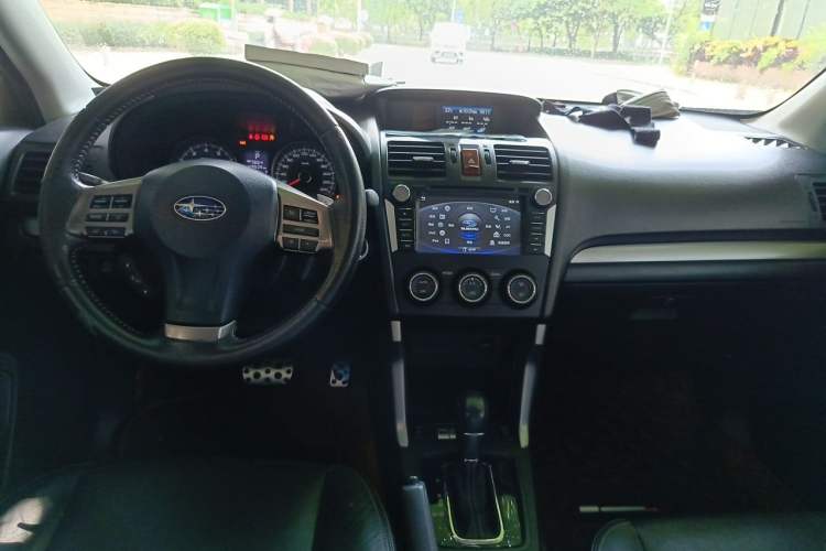 Used Subaru Forester 2013 2.5i Automatic Prestige Navigation Edition Center Console
