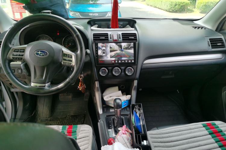 Used Subaru Forester 2013 2.5i Automatic Luxury Navigation Edition Center Console