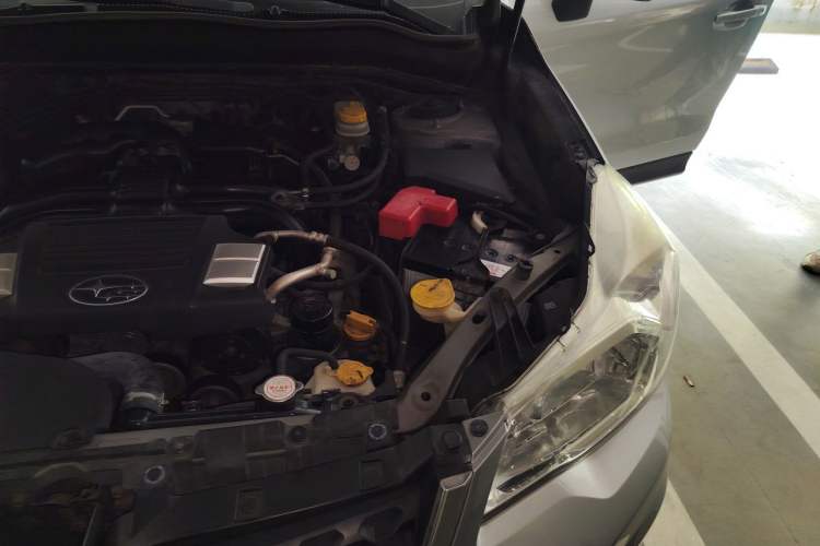 Used Subaru Forester 2013 2.0i Automatic Comfort Edition Engine Bay Left
