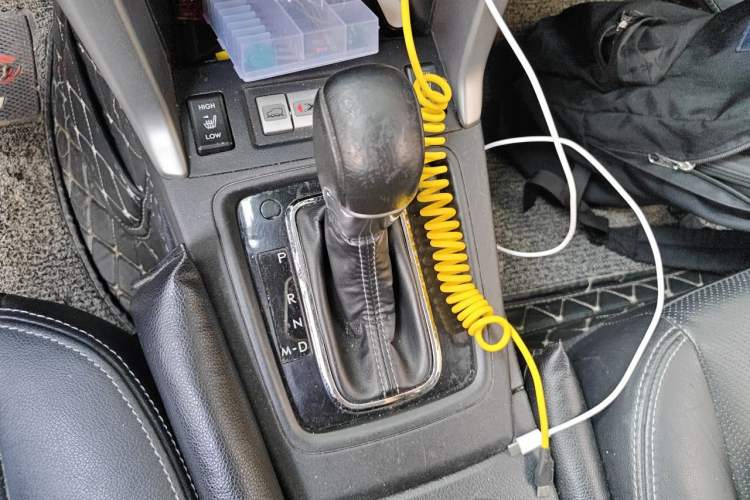 Used Subaru Forester 2013 2.5i Automatic Prestige Navigation Edition Gear Lever
