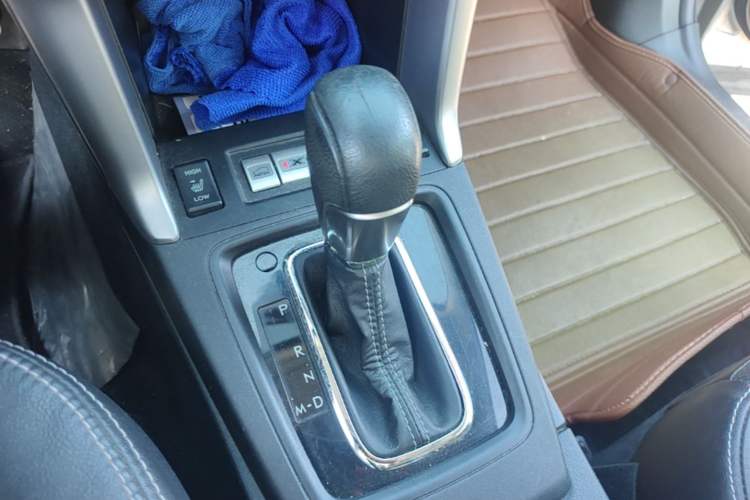Used Subaru Forester 2013 2.5i Automatic Prestige Navigation Edition Gear Lever