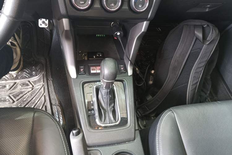 Used Subaru Forester 2013 2.5i Automatic Prestige Edition Gear Lever