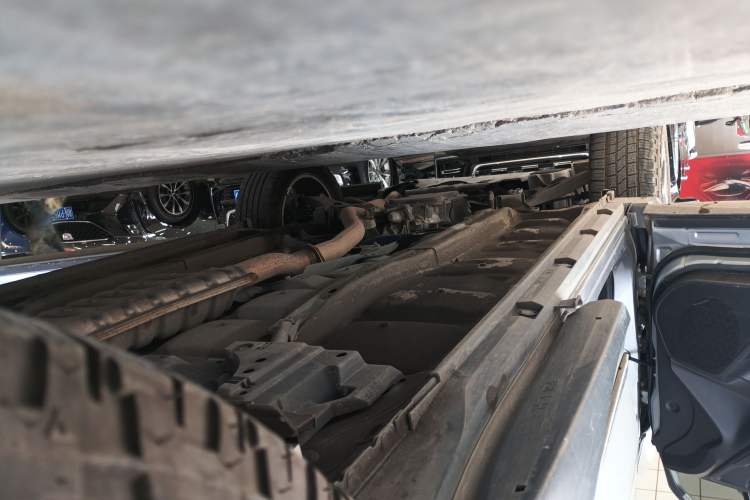 Used Subaru Forester 2013 2.5i Automatic Prestige Edition Left Side Sill