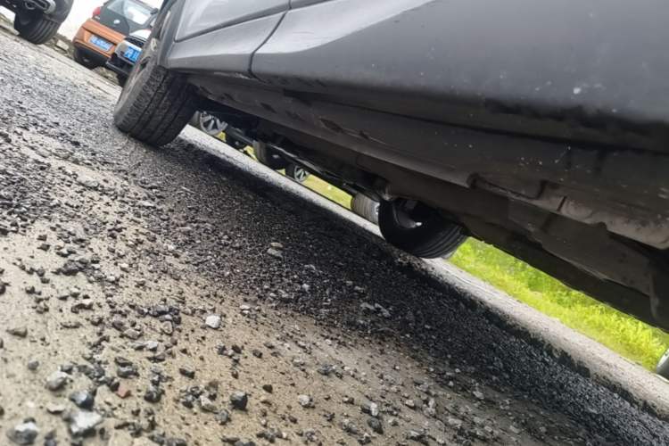 Used Subaru Forester 2013 2.5i Automatic Luxury Edition Left Side Sill