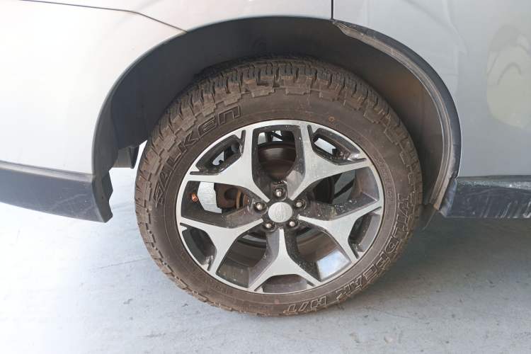 Used Subaru Forester 2013 2.5i Automatic Prestige Edition Right Rear Wheel Hub