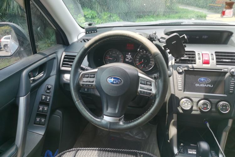 Used Subaru Forester 2013 2.5i Automatic Elite Edition Steering Wheel