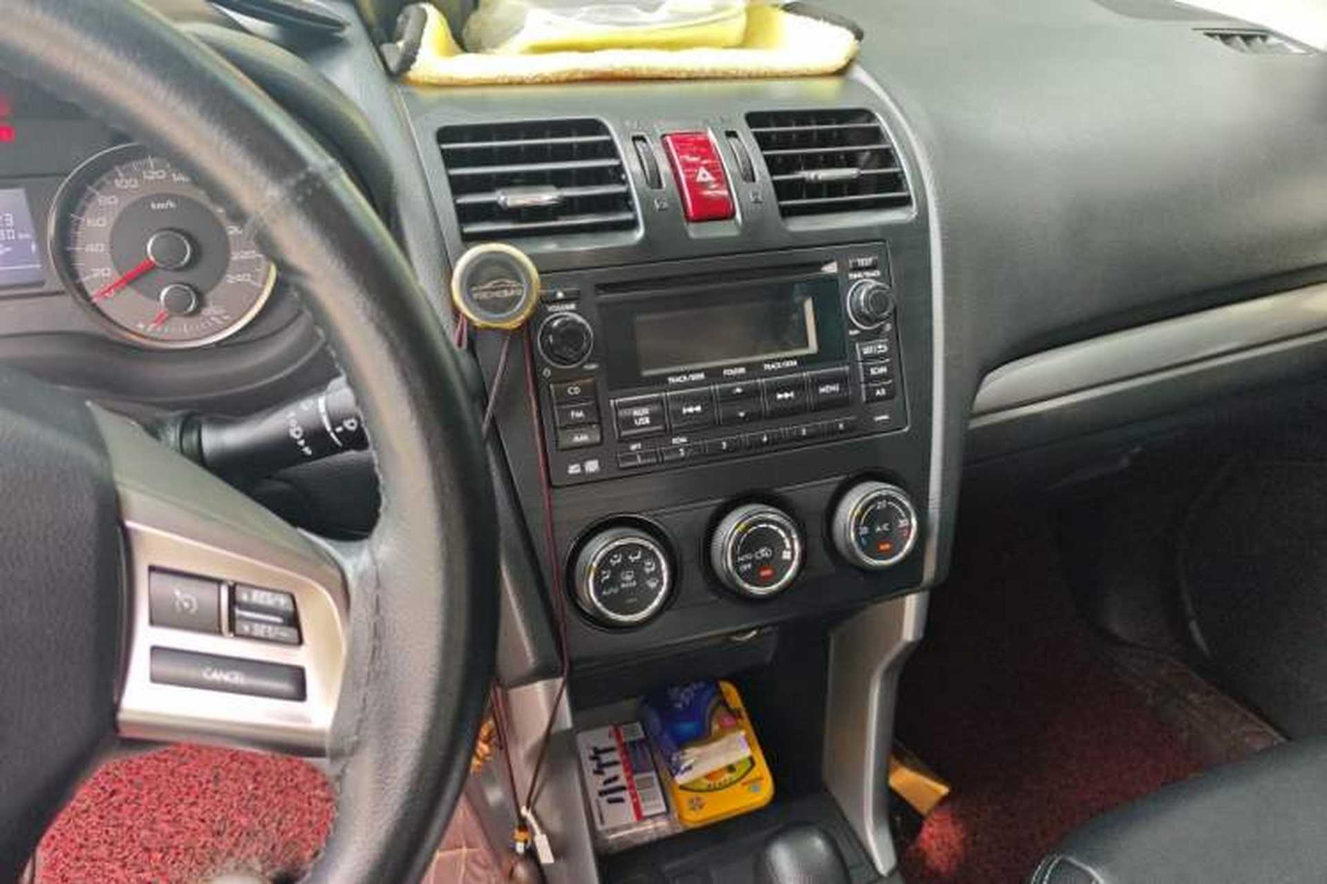 Used Subaru Forester 2013 2.0i Automatic Comfort Edition Audio And AC Panel