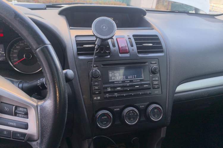 Used Subaru Forester 2013 2.5i Automatic Luxury Edition Audio And AC Panel