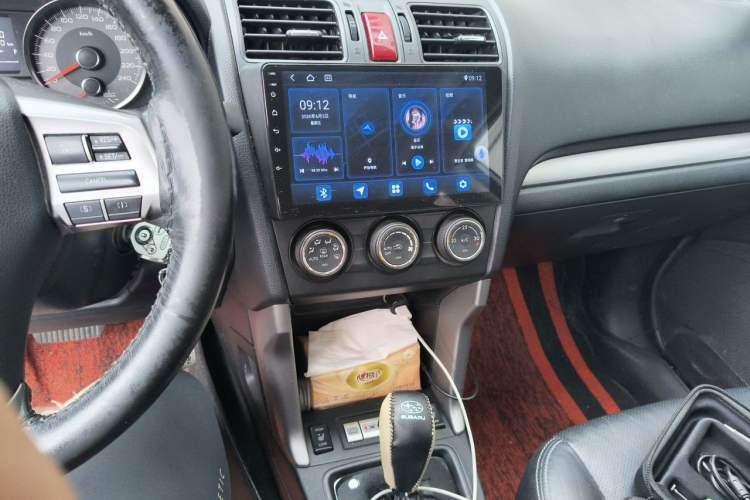 Used Subaru Forester 2013 2.0i Automatic Luxury Edition Audio And AC Panel