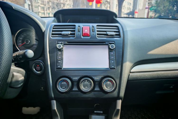 Used Subaru Forester 2013 2.5i Automatic Prestige Edition Audio And AC Panel