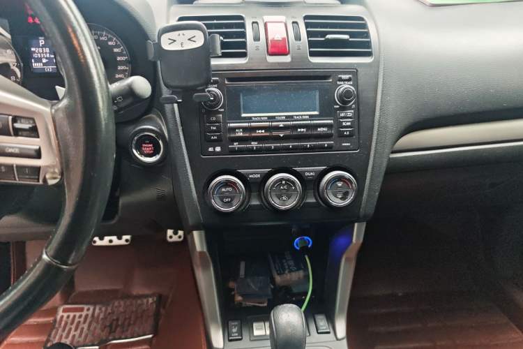 Used Subaru Forester 2013 2.5i Automatic Prestige Edition Audio And AC Panel