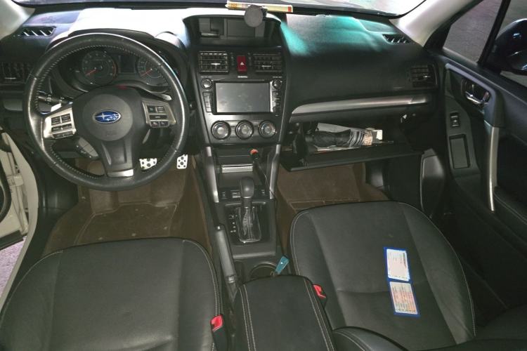 Used Subaru Forester 2013 2.0T Automatic Prestige Navigation Edition Center Console