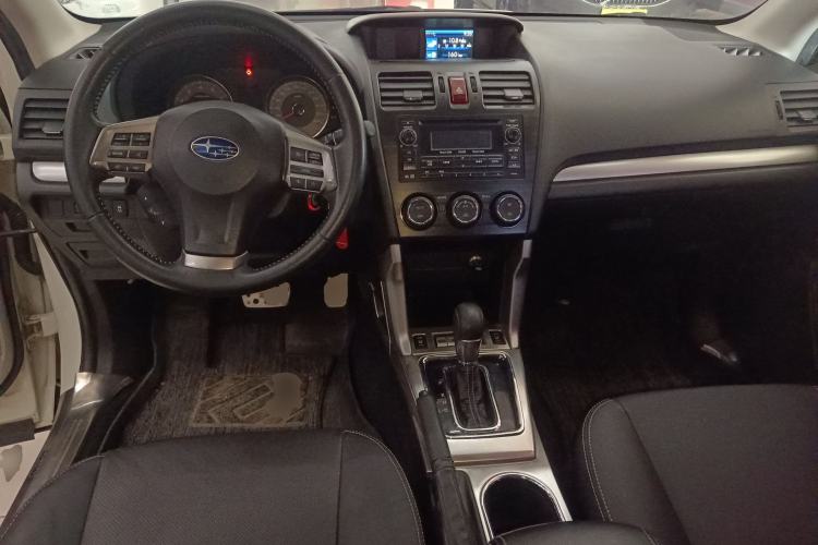 Used Subaru Forester 2013 2.5i Automatic Luxury Edition Center Console