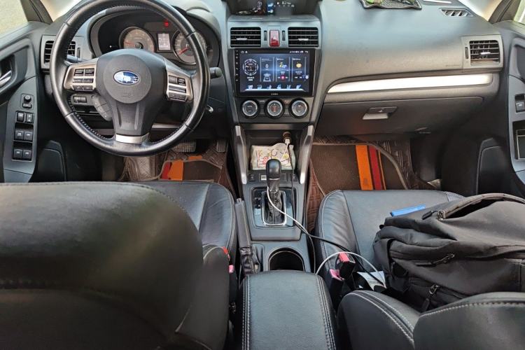 Used Subaru Forester 2013 2.5i Automatic Luxury Edition Center Console