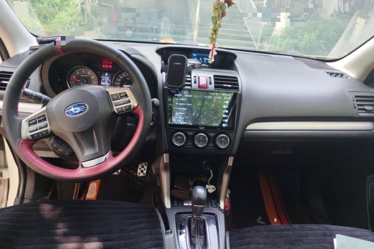 Used Subaru Forester 2013 2.5i Automatic Prestige Edition Center Console