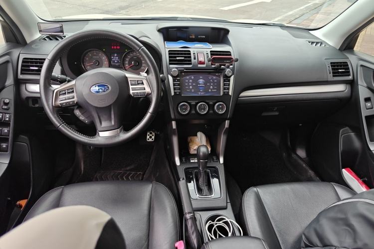Used Subaru Forester 2013 2.5i Automatic Prestige Navigation Edition Center Console
