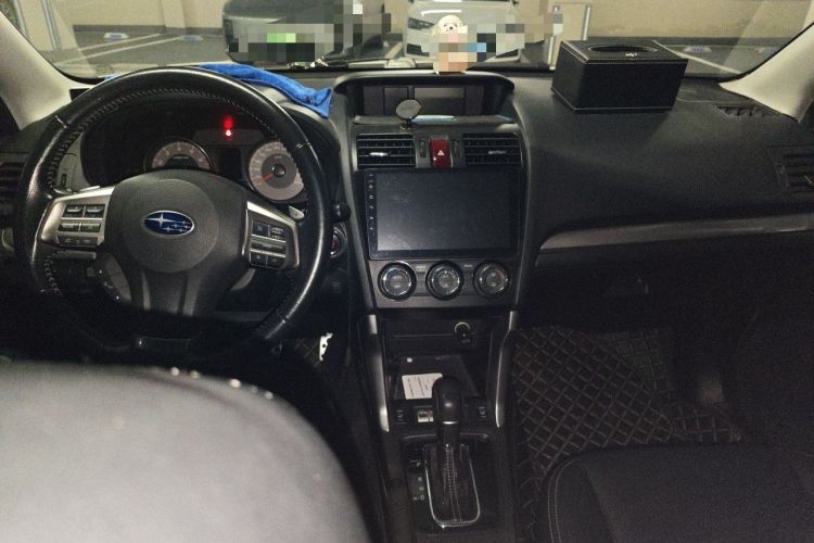 Used Subaru Forester 2013 2.5i Automatic Prestige Edition Center Console