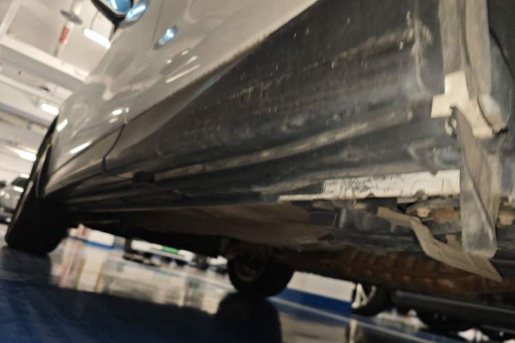 Used Subaru Forester 2013 2.5i Automatic Luxury Edition Chassis Rear Left