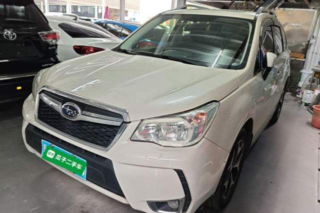 Subaru Forester 2013 2.5i Automatic Prestige Edition с пробегом