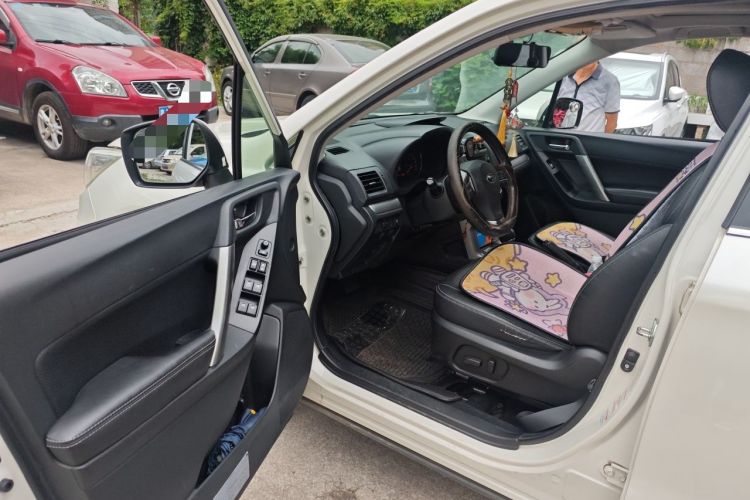 Used Subaru Forester 2013 2.5i Automatic Luxury Edition Driver Seat