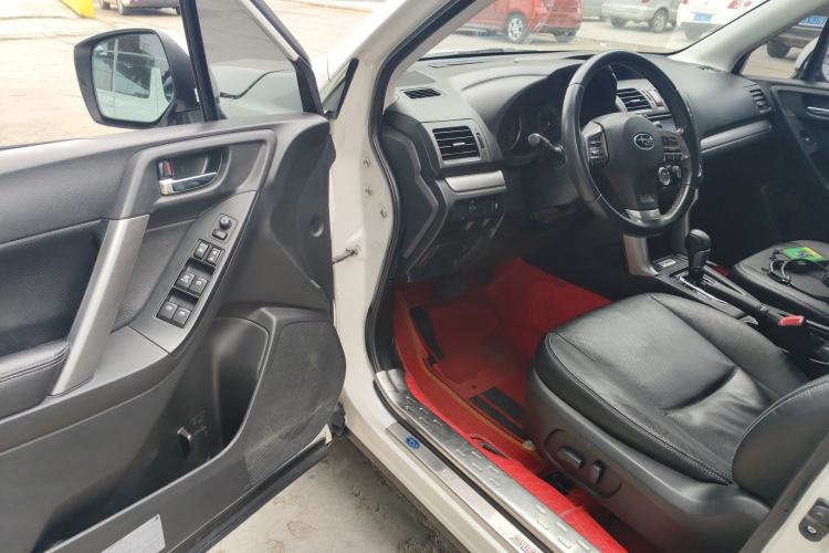 Used Subaru Forester 2013 2.5i Automatic Luxury Navigation Edition Driver Seat