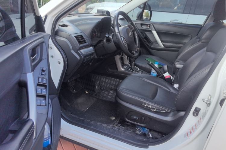 Used Subaru Forester 2013 2.5i Automatic Luxury Edition Driver Seat