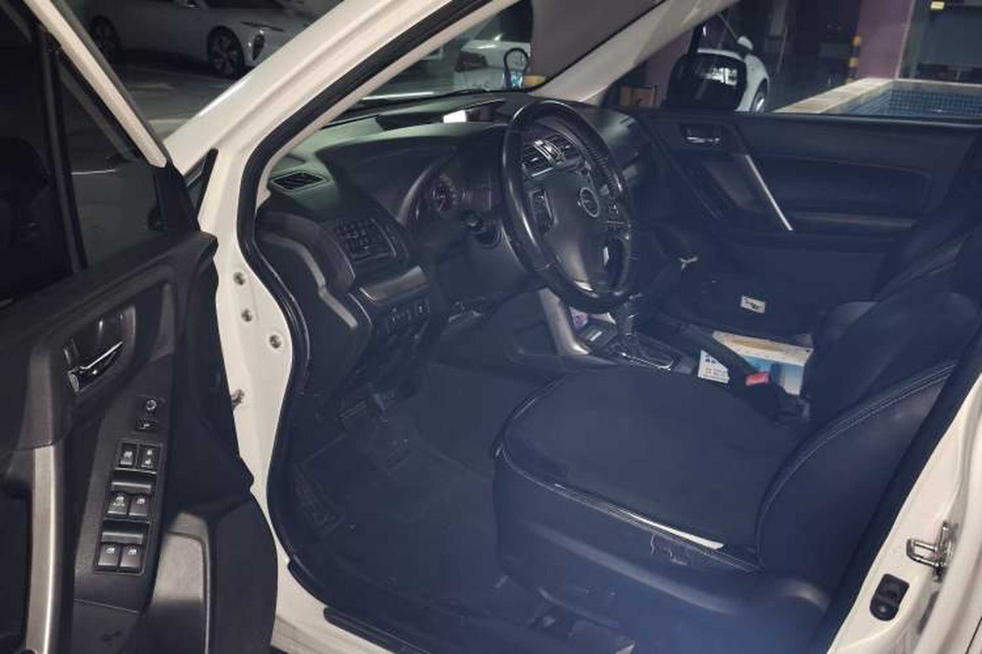 Used Subaru Forester 2013 2.5i Automatic Luxury Edition Driver Seat