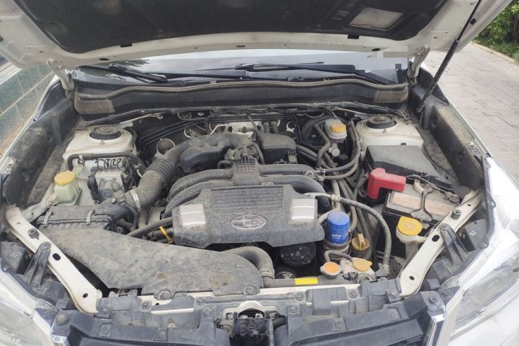 Used Subaru Forester 2013 2.5i Automatic Luxury Edition Engine Bay