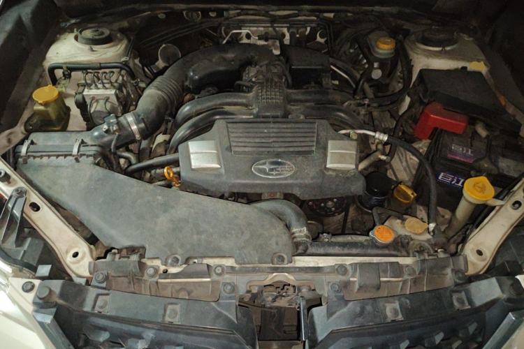 Used Subaru Forester 2013 2.5i Automatic Luxury Edition Engine Bay