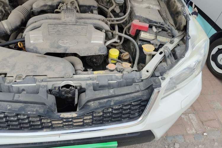 Used Subaru Forester 2013 2.5i Automatic Prestige Edition Engine Bay Left