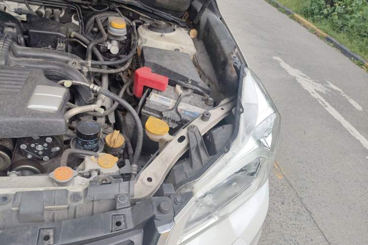 Used Subaru Forester 2013 2.5i Automatic Luxury Edition Engine Bay Left