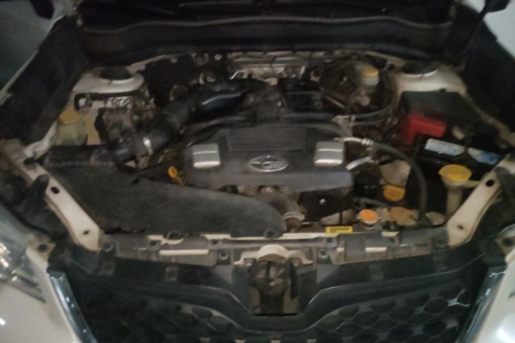 Used Subaru Forester 2013 2.5i Automatic Luxury Edition Engine Bay