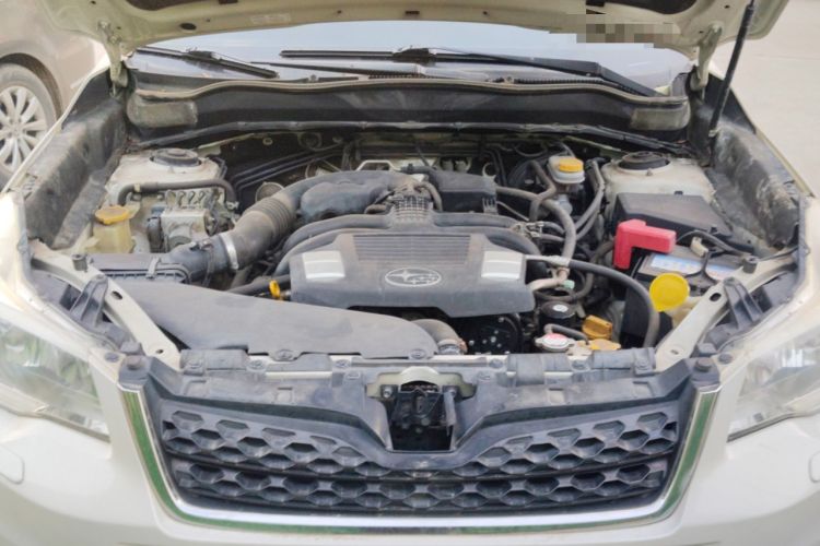 Used Subaru Forester 2013 2.5i Automatic Luxury Edition Engine Bay