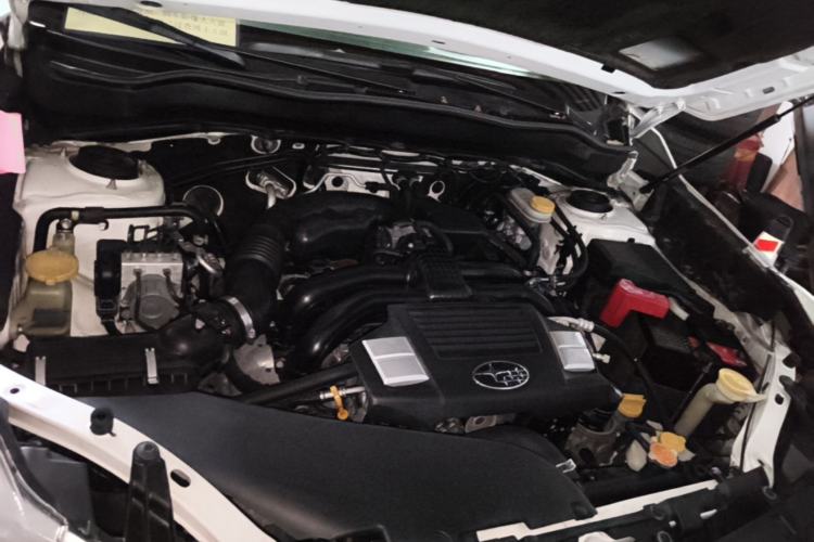 Used Subaru Forester 2013 2.5i Automatic Luxury Edition Engine Bay