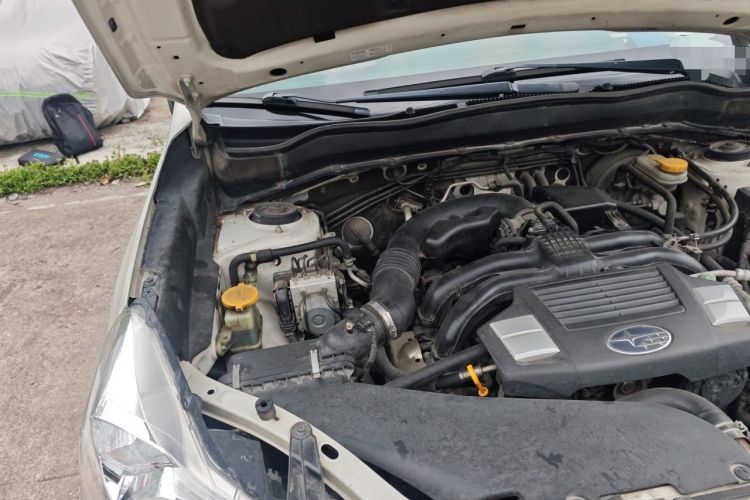 Used Subaru Forester 2013 2.5i Automatic Luxury Edition Engine Bay Right