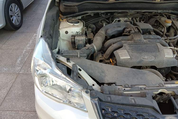 Used Subaru Forester 2013 2.0i Automatic Luxury Edition Engine Bay Right