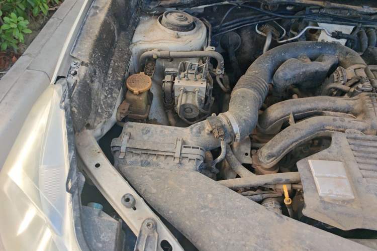 Used Subaru Forester 2013 2.5i Automatic Elite Edition Engine Bay Right