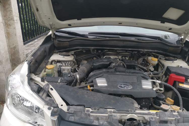 Used Subaru Forester 2013 2.5i Automatic Elite Edition Engine Bay Right