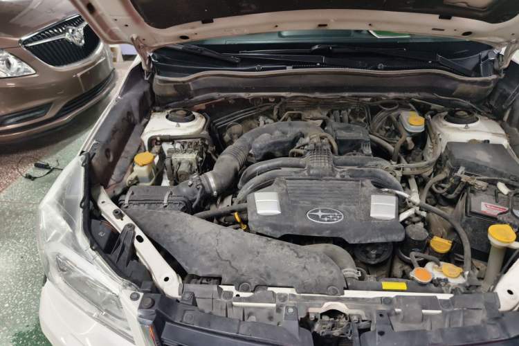 Used Subaru Forester 2013 2.5i Automatic Luxury Navigation Edition Engine Bay Right
