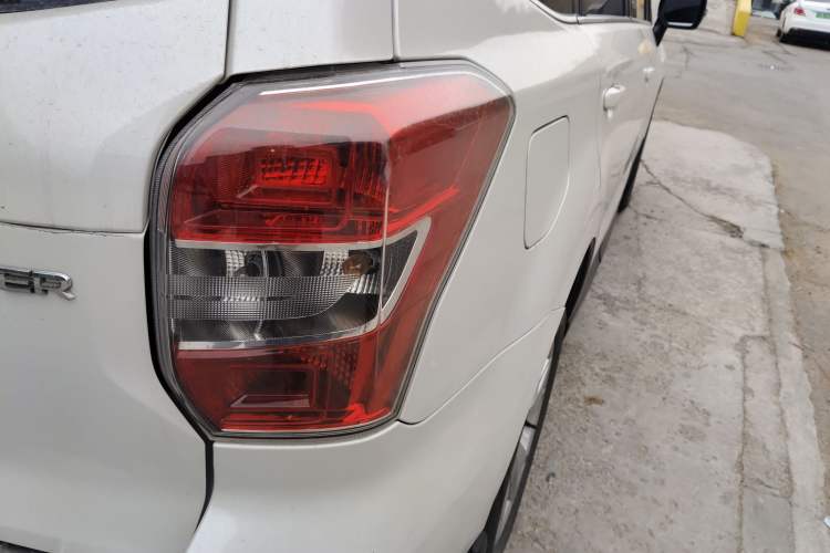 Used Subaru Forester 2013 2.5i Automatic Luxury Navigation Edition Exterior 3