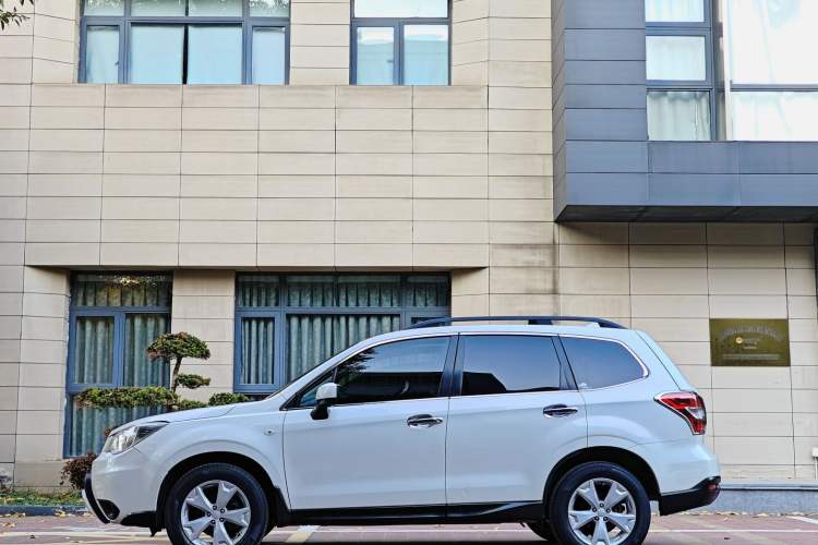 Used Subaru Forester 2013 2.0i Automatic Luxury Edition Exterior 3