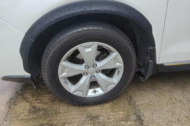 Used Subaru Forester 2013 2.5i Automatic Luxury Edition Exterior 4