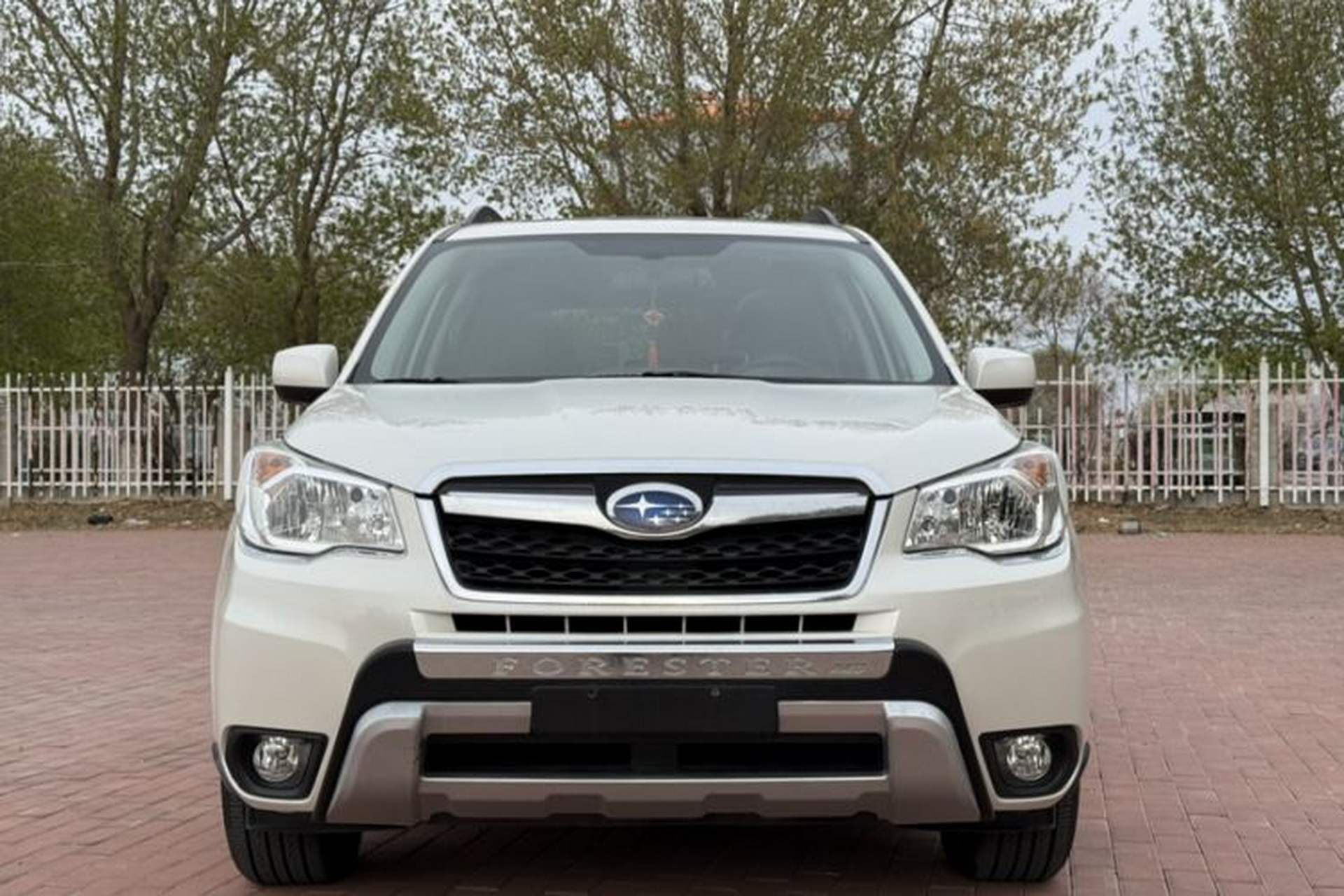 Used Subaru Forester 2013 2.0i Automatic Luxury Edition Exterior 4