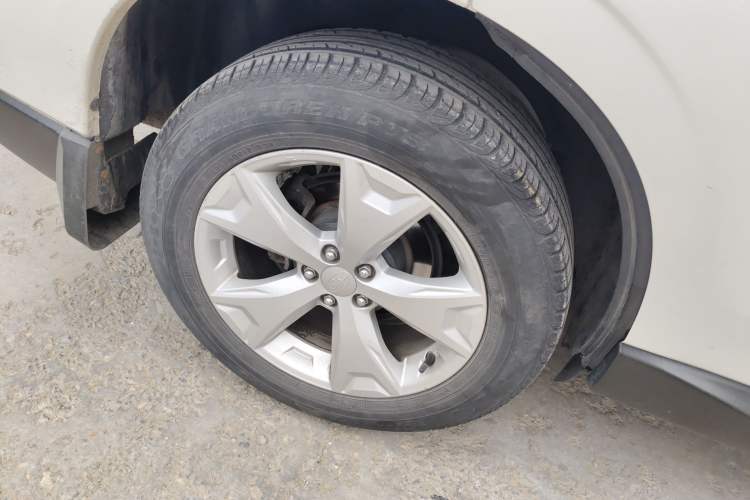 Used Subaru Forester 2013 2.5i Automatic Luxury Navigation Edition Exterior 5