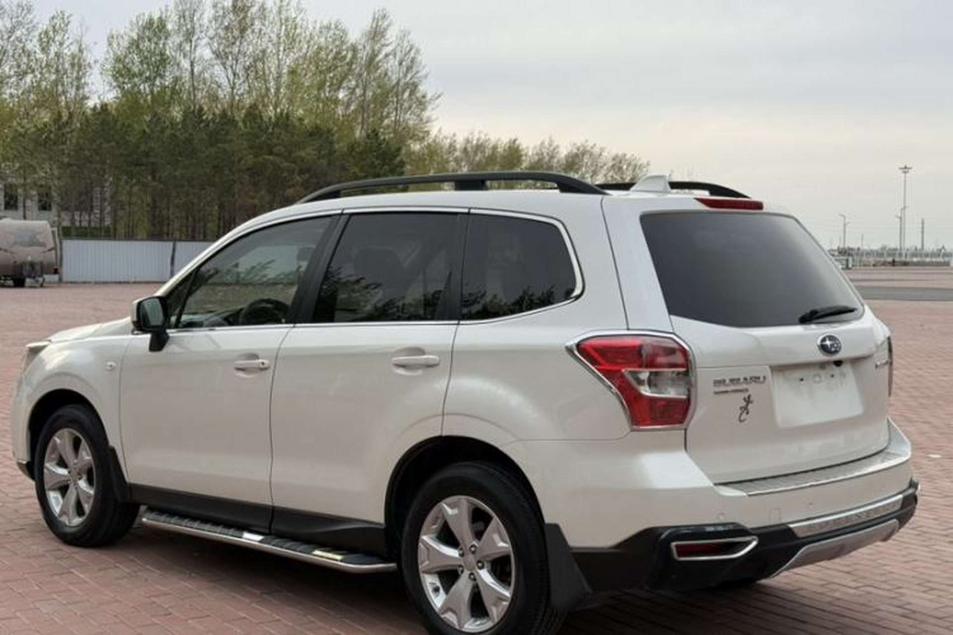 Used Subaru Forester 2013 2.0i Automatic Luxury Edition Exterior 5